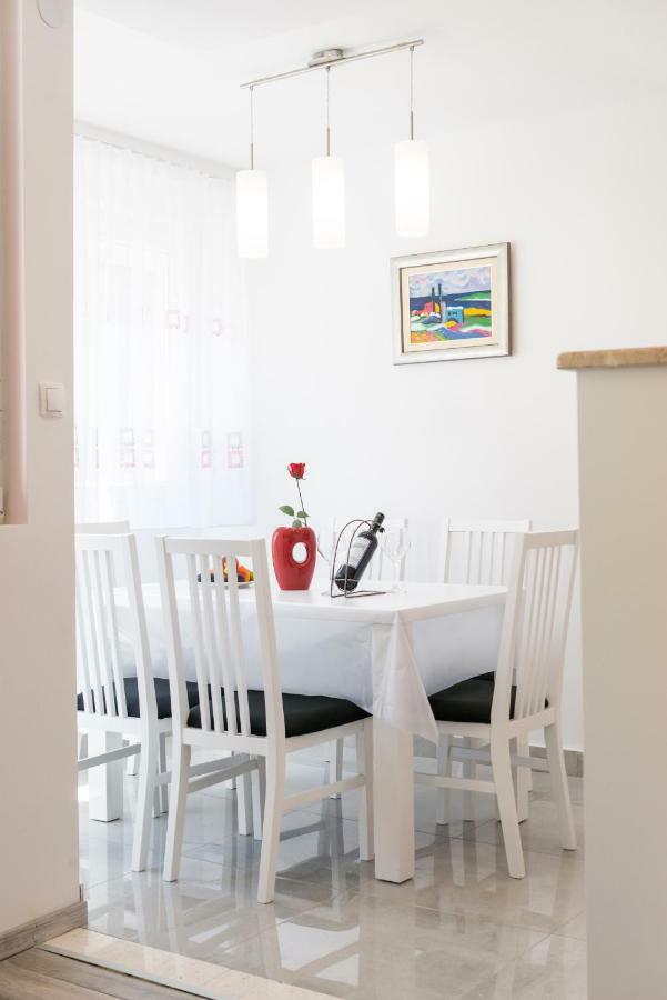 Ferienwohnung Kate Omiš Exterior foto